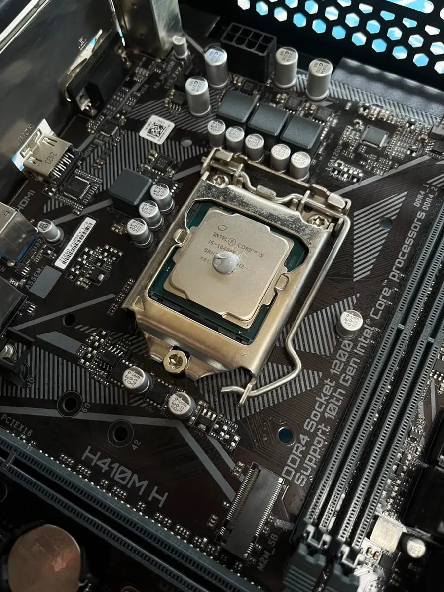 Processador Intel Core i5 com pasta térmica nova aplicada